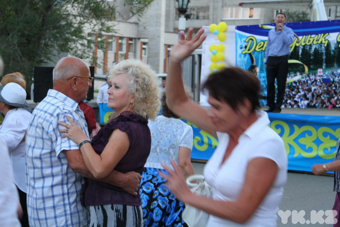 Нарушая законы